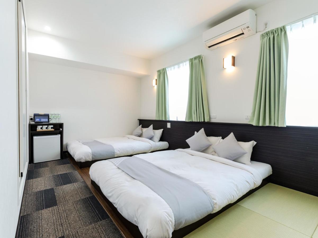 Oyo Hotel Reborn Namba-Minami Osaka Exterior foto
